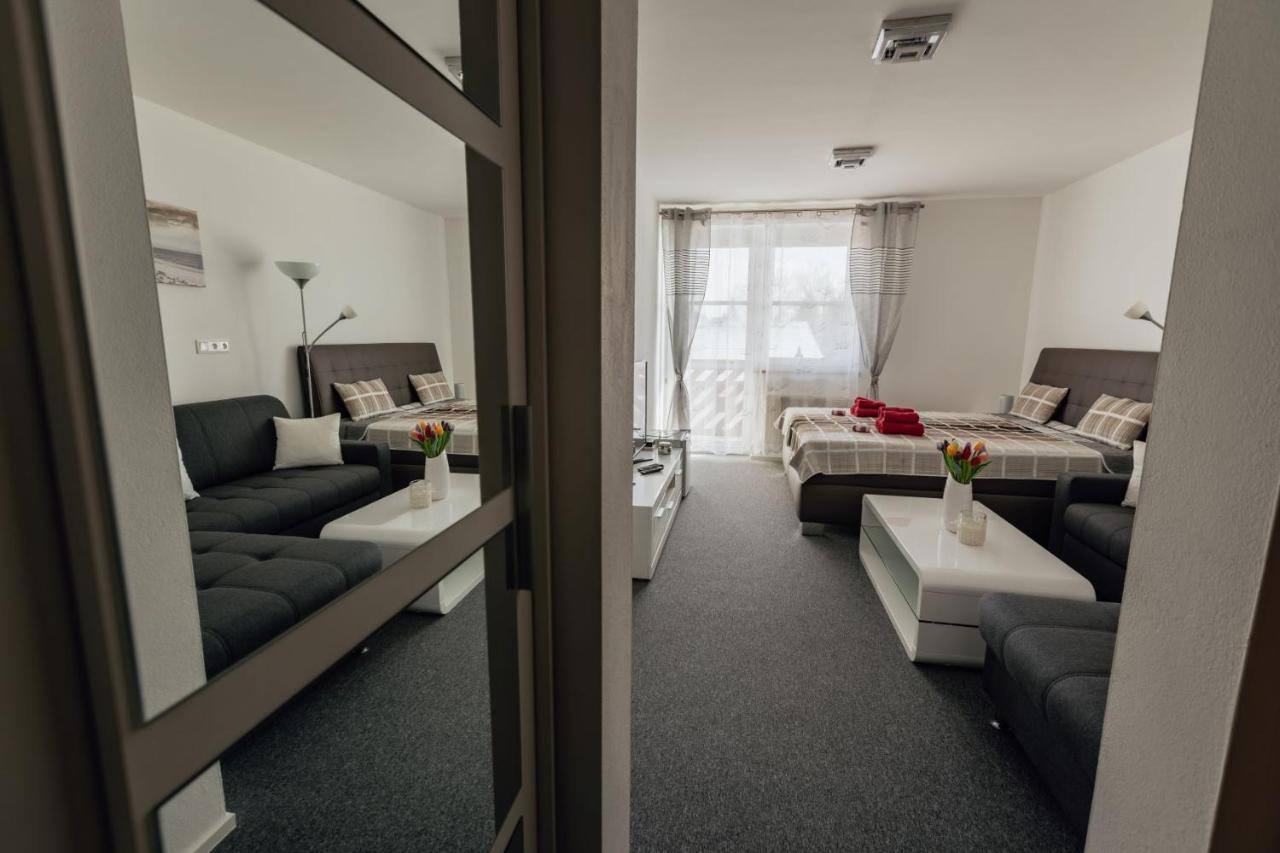 Apartman 15 Mymara Bešeňová Exterior foto